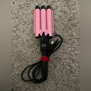 Three Barrel Curling Iron